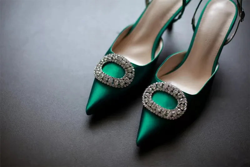 Tacones de punta talla única