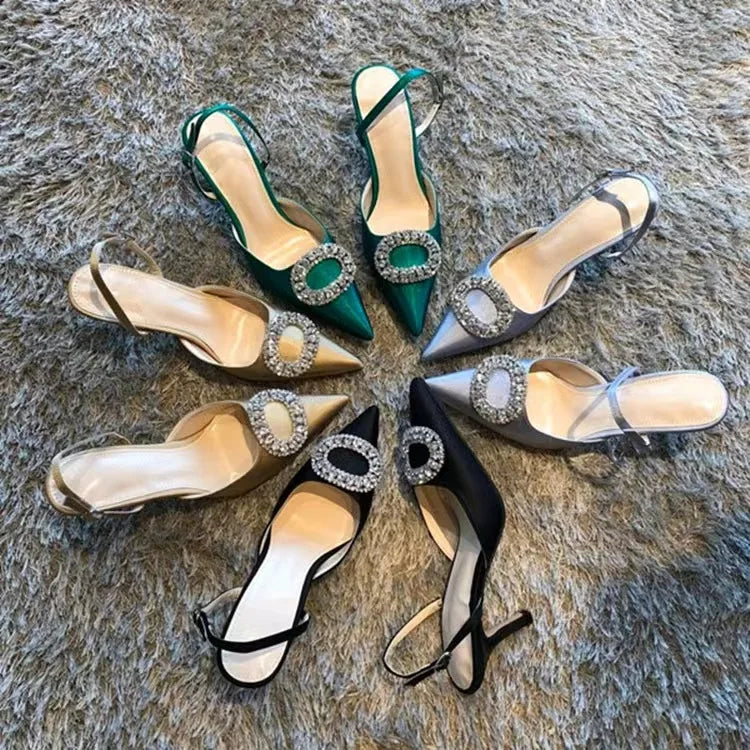 Tacones de punta talla única