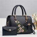Bolso con monedero pequeño