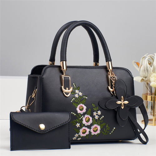 Bolso con monedero pequeño